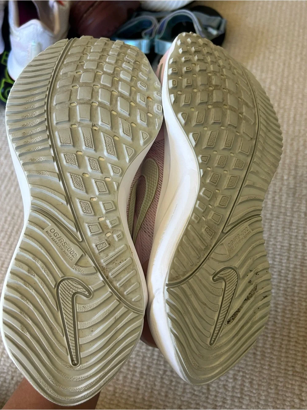 Nike Women’s Vomero 16 Running Shoes - Pale Pink